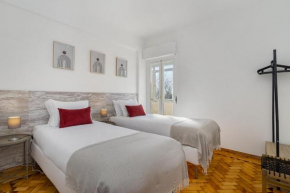 WHome Peaceful Algés Family Home away from City Noise